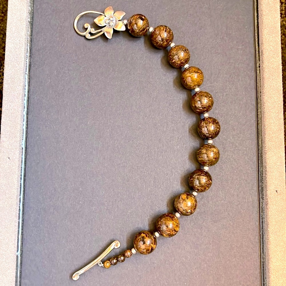 Silpada Tiger Eye Bead and Flower Bracelet